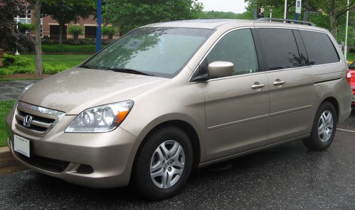 Honda Recalls 800,000 Odyssey Minivans Linked to Injuries | Macau Business